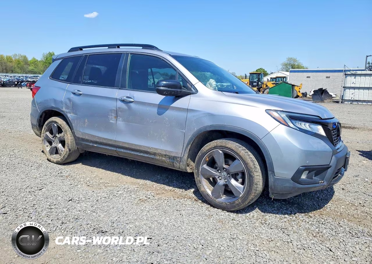 2020 Honda Passport Touring VIN:5FNYF8H97LB014342 - 4
