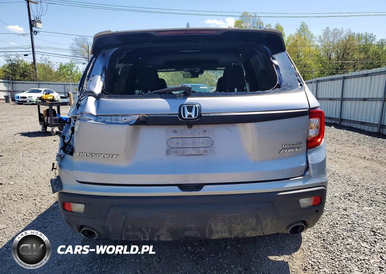 2020 Honda Passport Touring VIN:5FNYF8H97LB014342 - 6