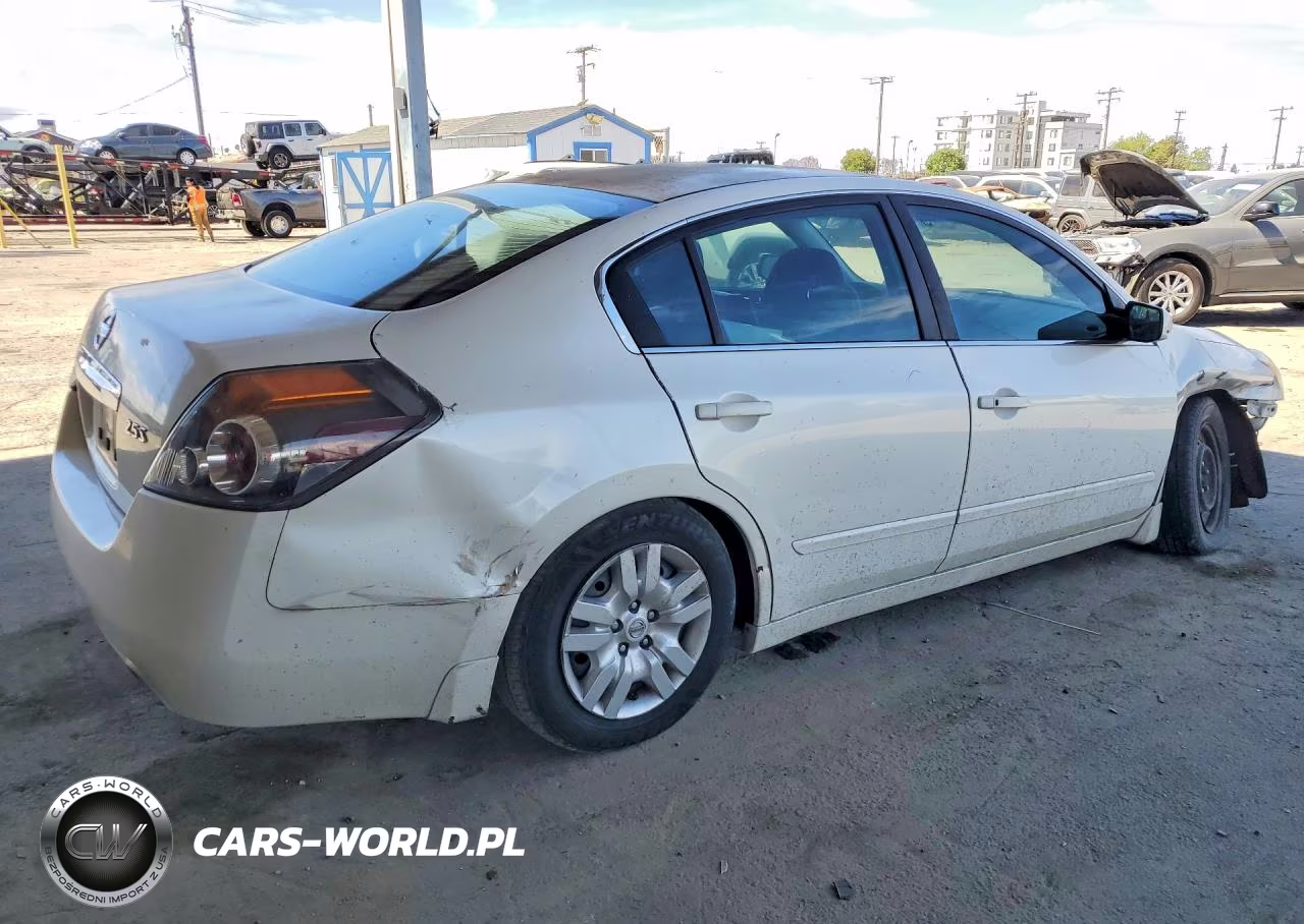 2010 Nissan Altima 2.5 VIN:1N4AL2AP2AN517815 - 3