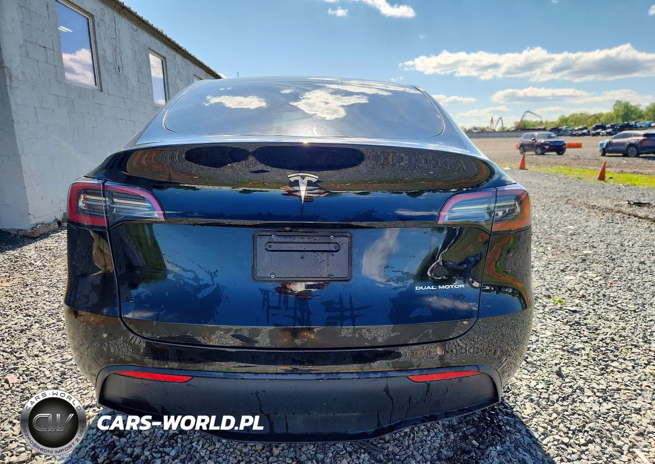 2023 Tesla Model Y VIN:7SAYGDEE5PA127171 - 6