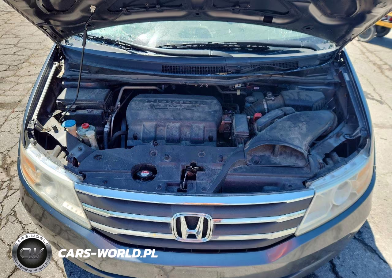 2012 Honda Odyssey Touring VIN:5FNRL5H98CB041576 - 12