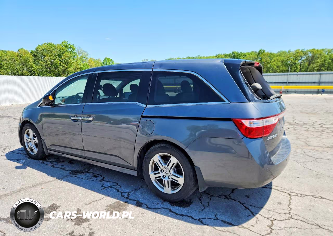 2012 Honda Odyssey Touring VIN:5FNRL5H98CB041576 - 2