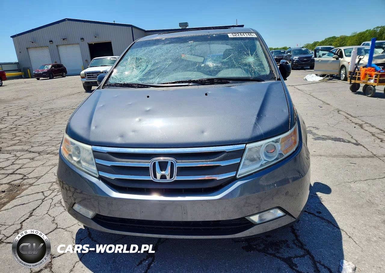 2012 Honda Odyssey Touring VIN:5FNRL5H98CB041576 - 5
