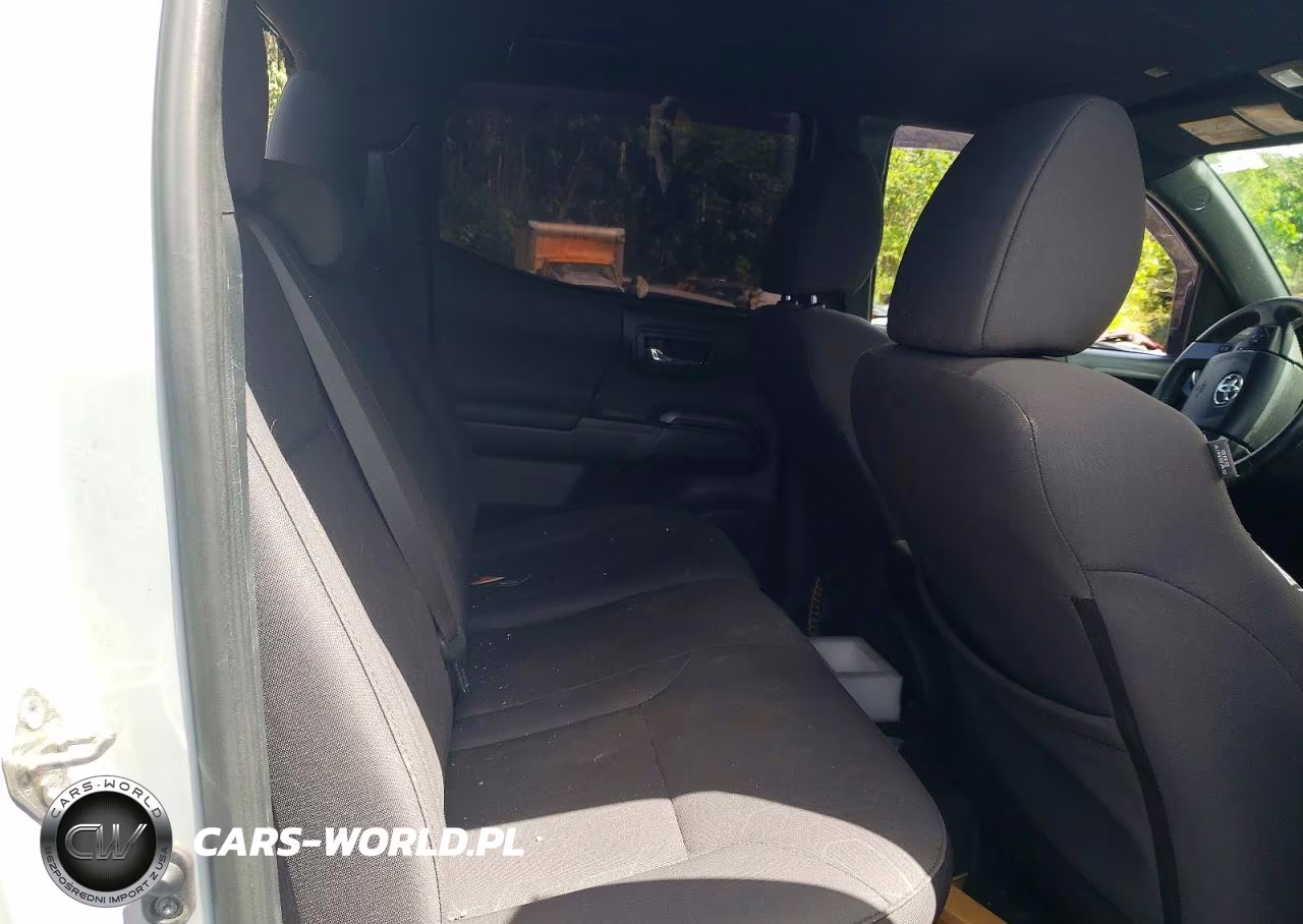 2019 Toyota Tacoma Sr V6 VIN:3TMCZ5AN5KM239666 - 10