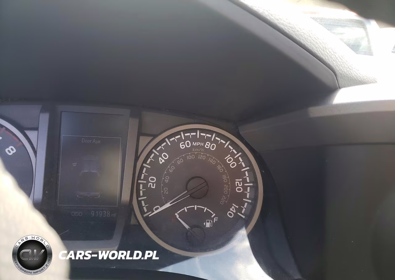 2019 Toyota Tacoma Sr V6 VIN:3TMCZ5AN5KM239666 - 9