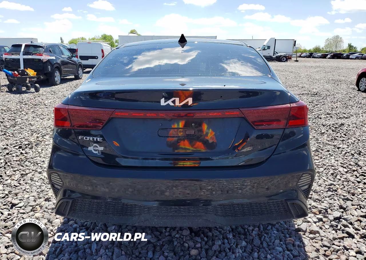 2022 Kia Forte Lxs VIN:3KPF24AD1NE495613 - 6