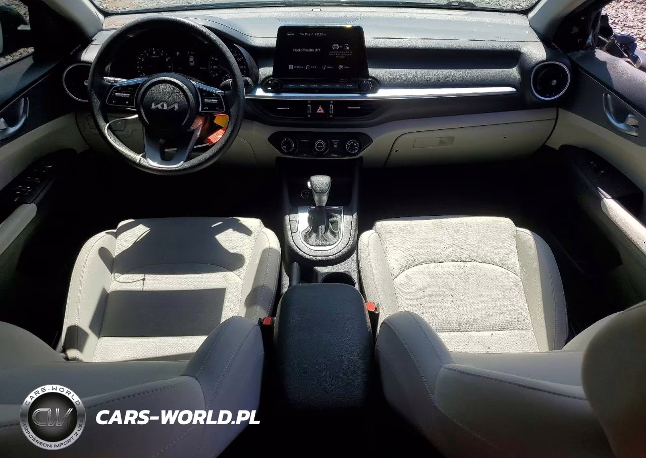 2022 Kia Forte Lxs VIN:3KPF24AD1NE495613 - 8
