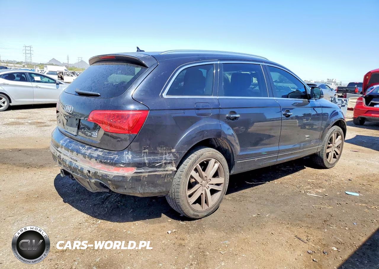 2010 Audi Q7 Premium Plus VIN:WA1LMAFE8AD008457 - 3