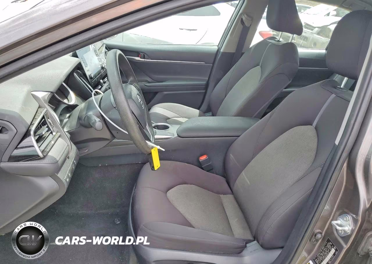 2021 Toyota Camry Le VIN:4T1C11AK6MU567646 - 7