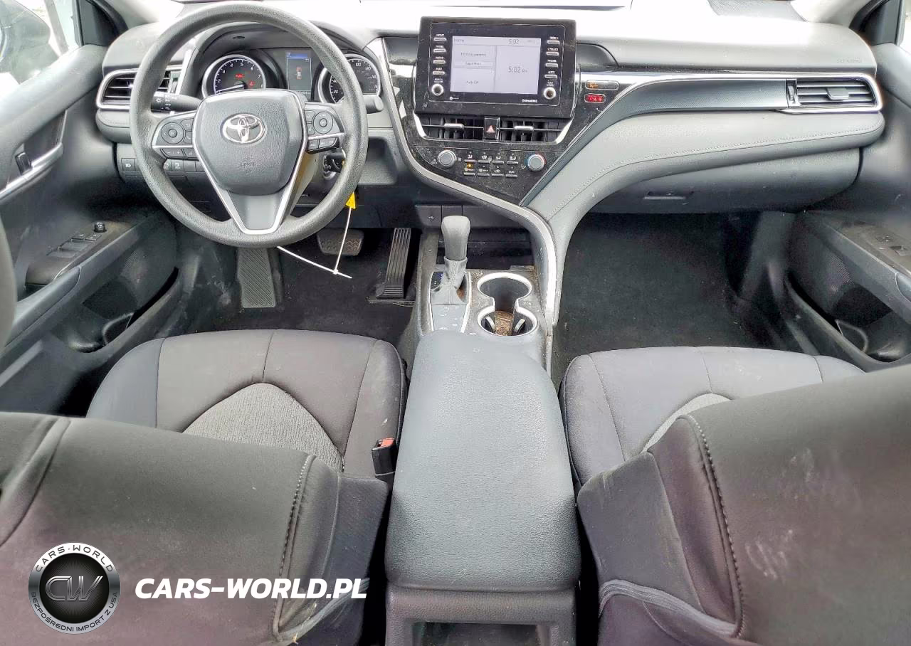 2021 Toyota Camry Le VIN:4T1C11AK6MU567646 - 8