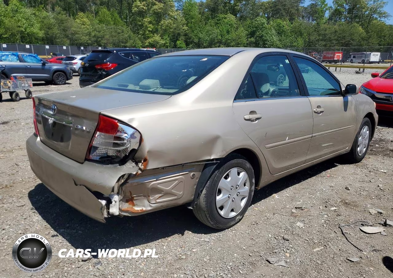2003 Toyota Camry Le VIN:4T1BE32K53U238509 - 3