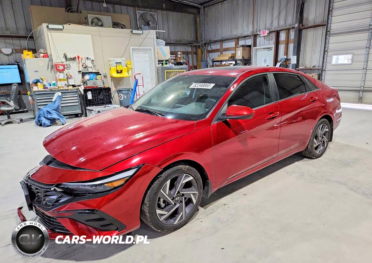 2025 Hyundai Elantra – zdjęcie 1 z 13