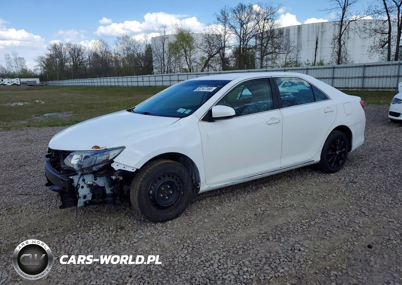 2013 Toyota Camry Hybrid Le
