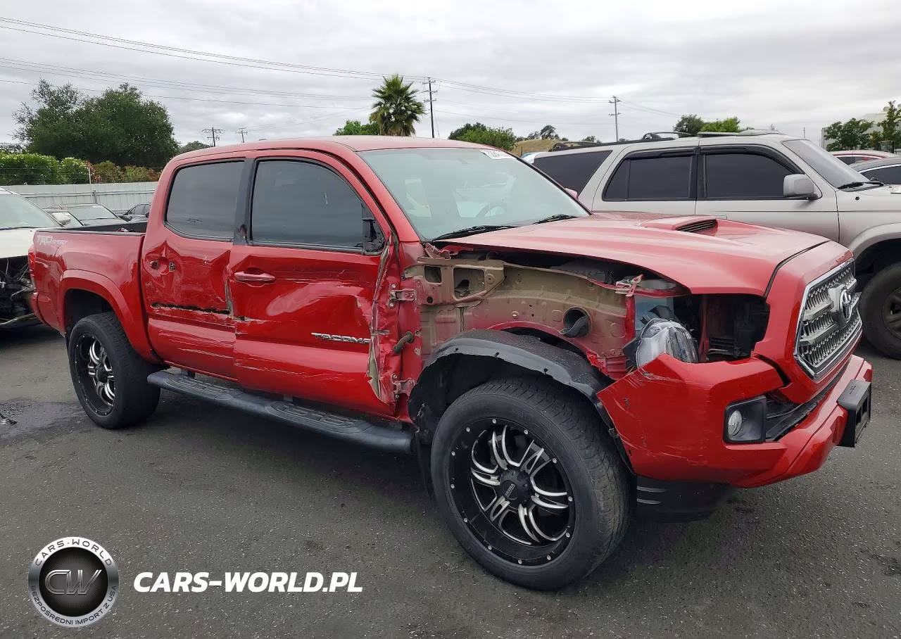 2017 Toyota Tacoma Trd Sport VIN:3TMAZ5CN4HM041495 - 4
