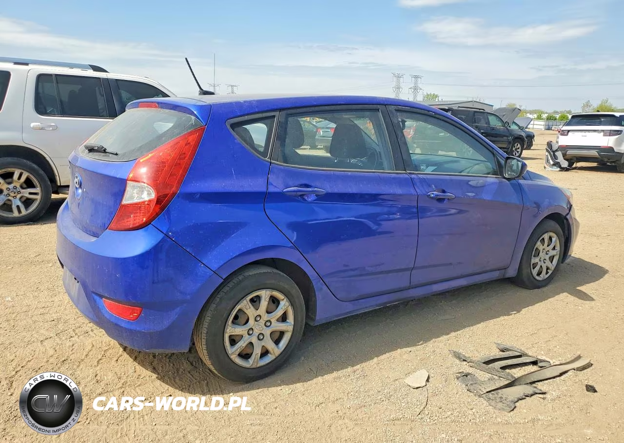 2013 Hyundai Accent Gs VIN:KMHCT5AE0DU099750 - 3
