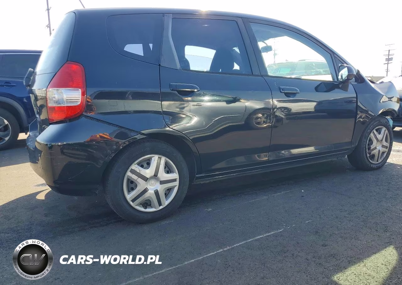 2008 Honda Fit VIN:JHMGD38498S068081 - 3