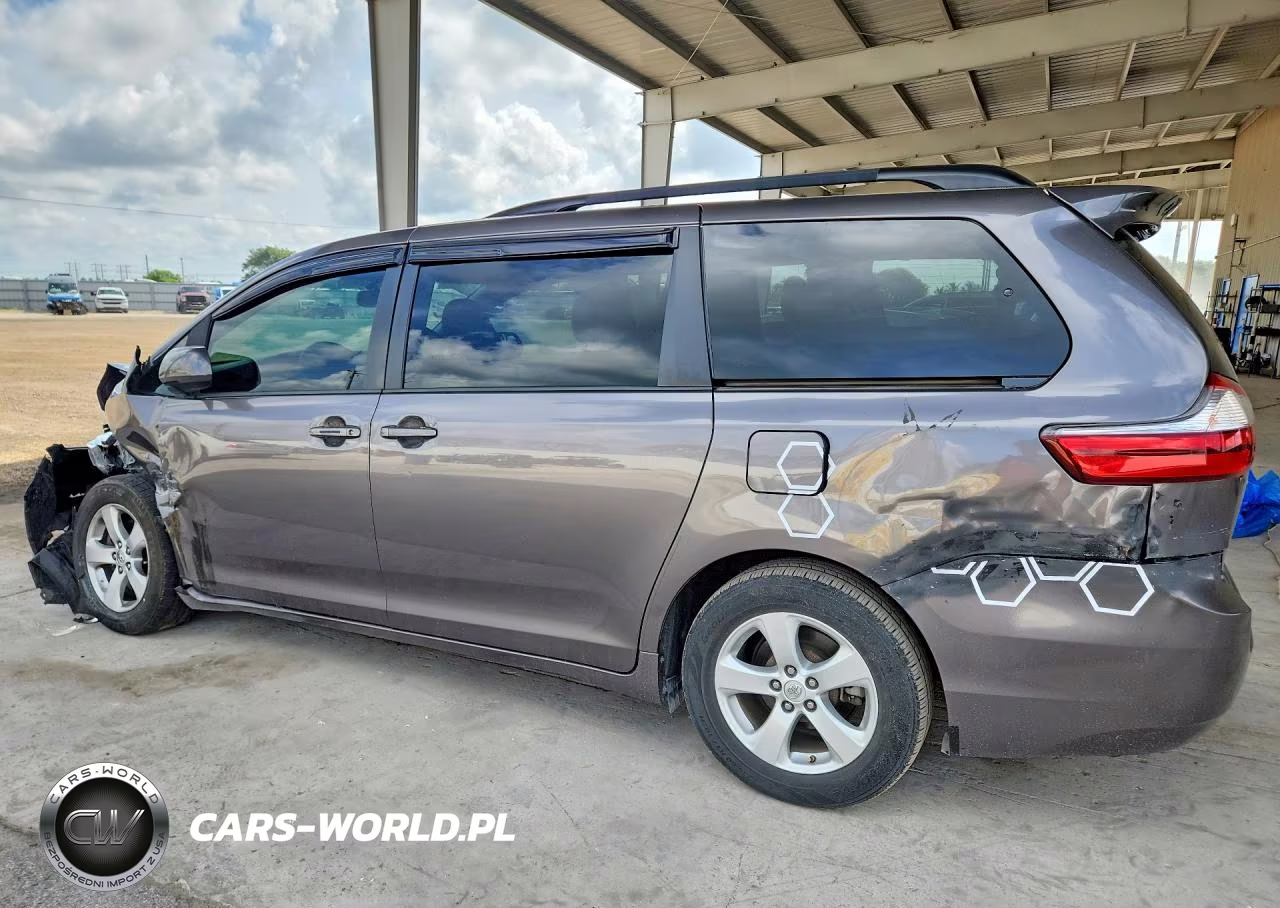 2017 Toyota Sienna Le VIN:5TDKZ3DCXHS843362 - 2
