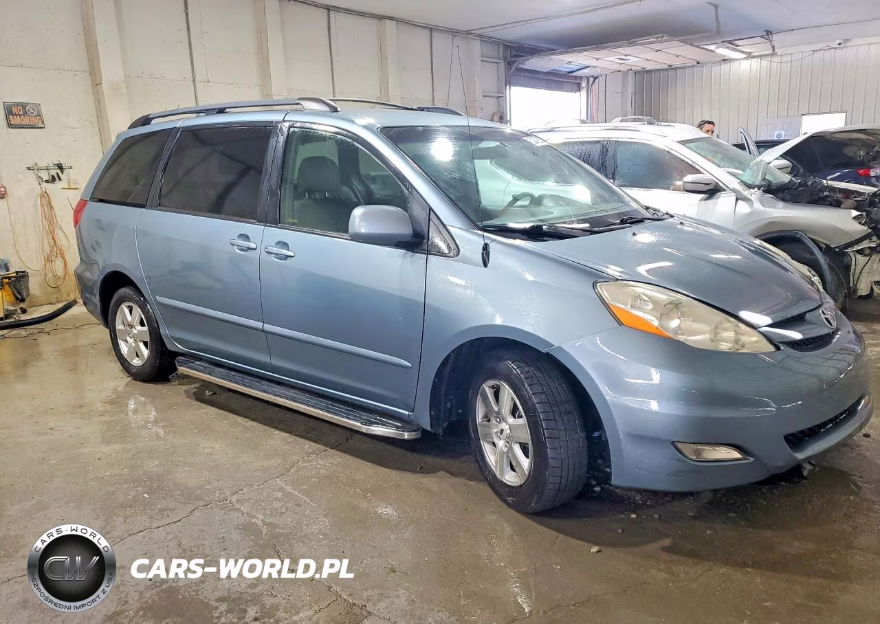 2008 Toyota Sienna Xle VIN:5TDZK22C68S211765 - 4