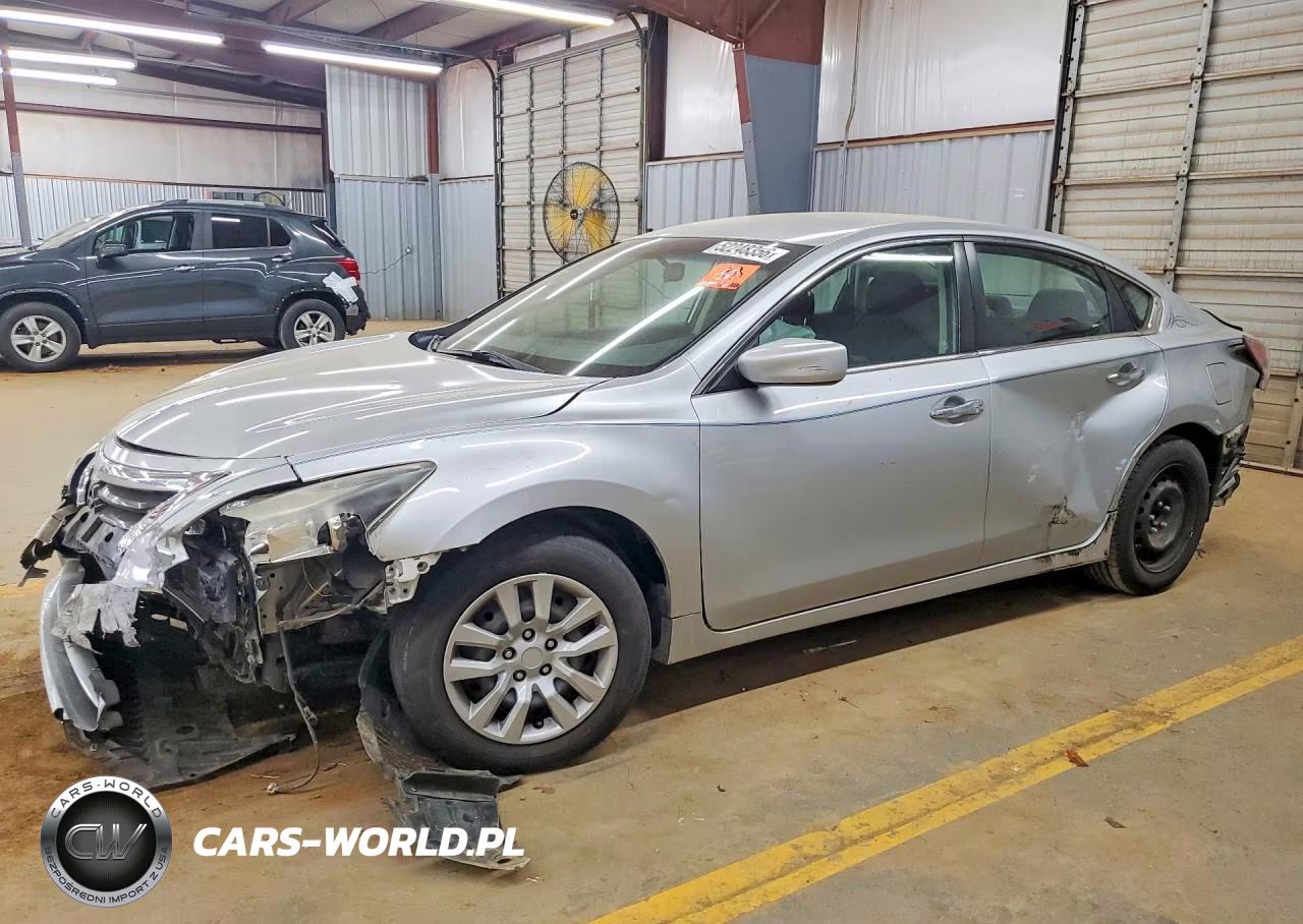 2014 Nissan Altima 2.5 S – zdjęcie 1 z 12