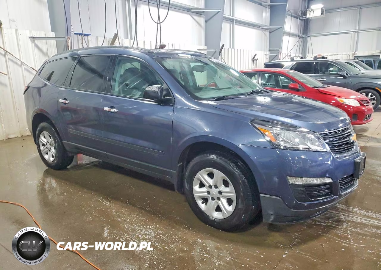 2013 Chevrolet Traverse Ls VIN:1GNKRFED0DJ134592 - 4