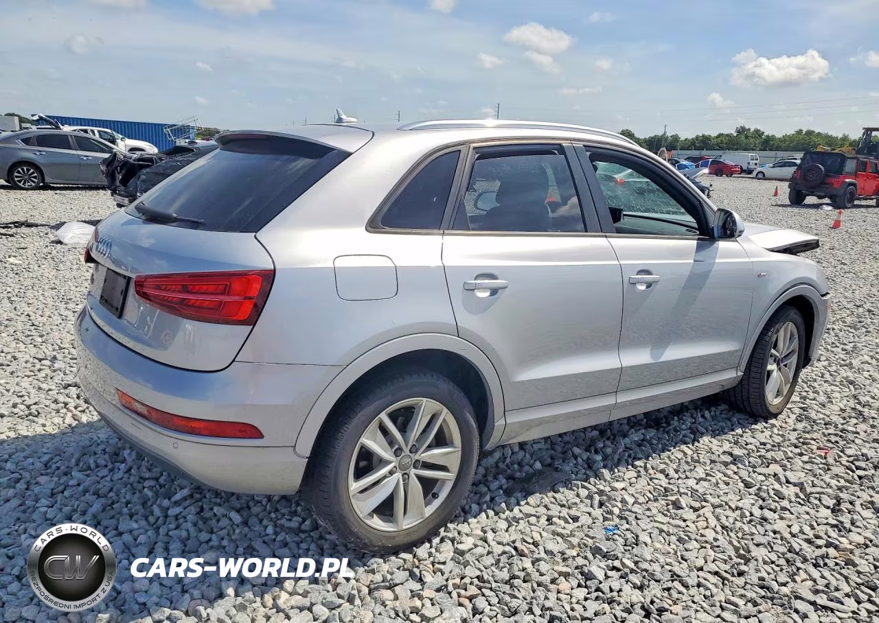 2018 Audi Q3 Premium VIN:WA1BCCFS4JR002464 - 3
