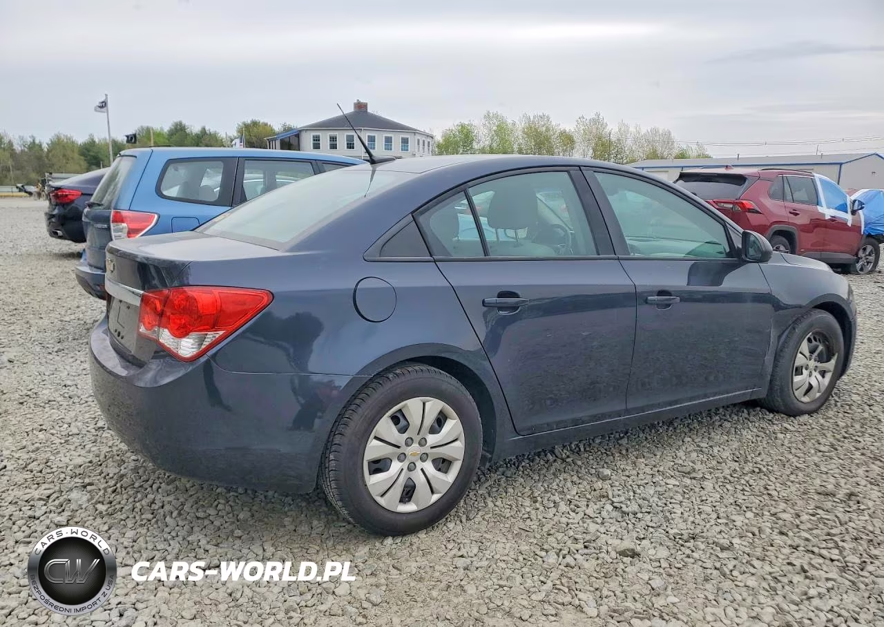 CHEVROLET CRUZE VIN:1G1PA5SG8E7138931 - 3