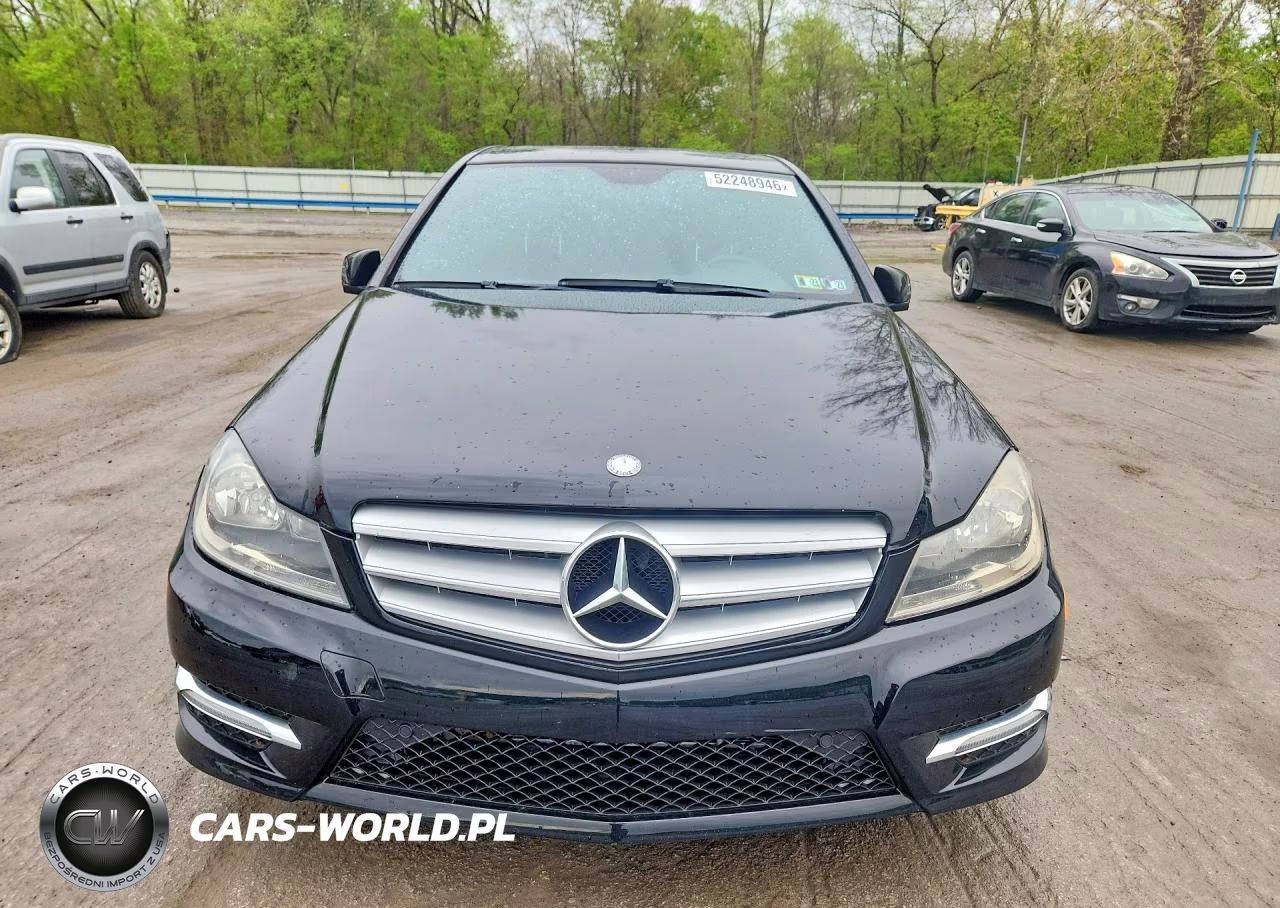 2012 Mercedes-Benz C 300 4Matic VIN:WDDGF8BB8CR195698 - 5