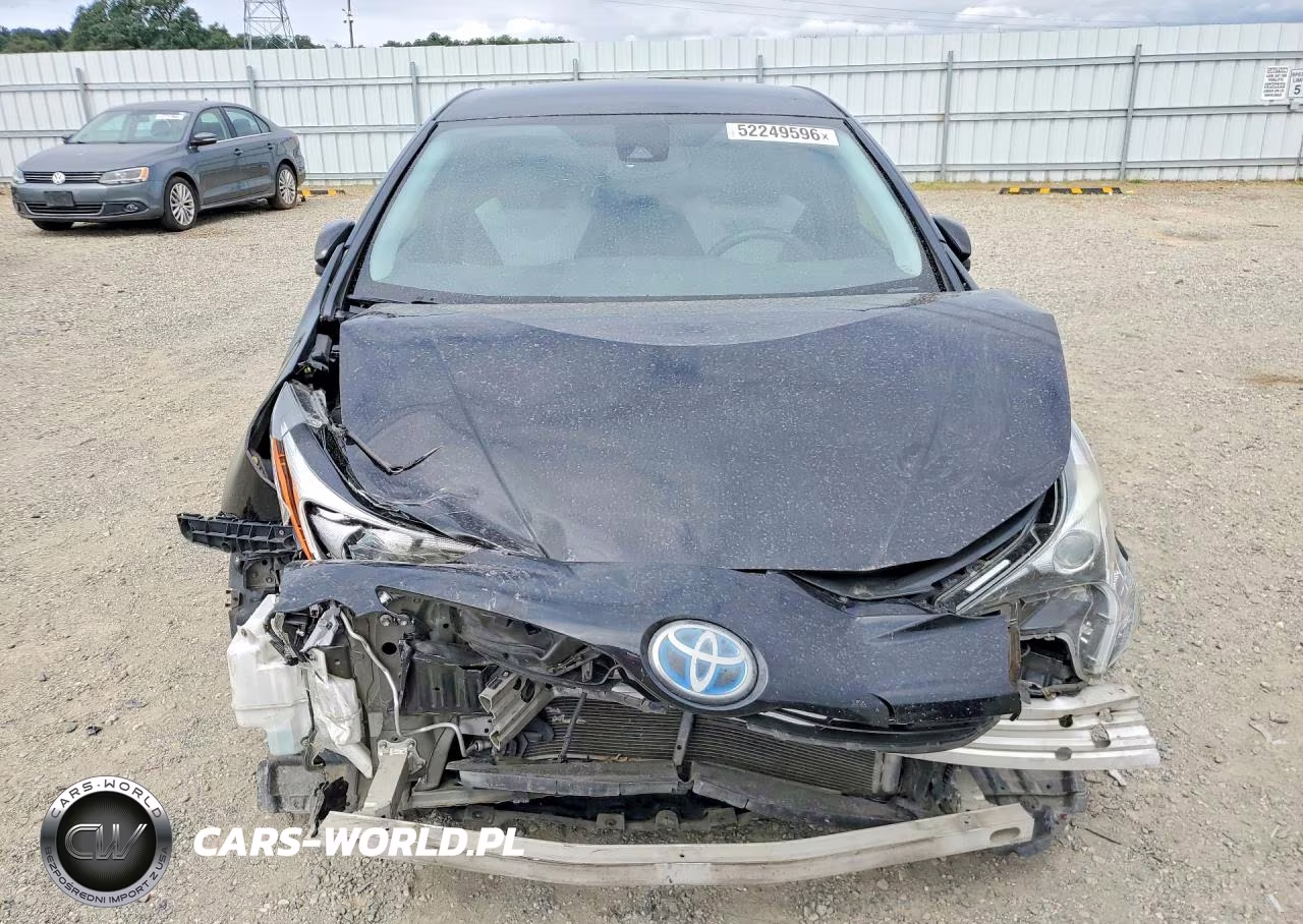 2017 Toyota Prius Two VIN:JTDKBRFUXH3550639 - 5
