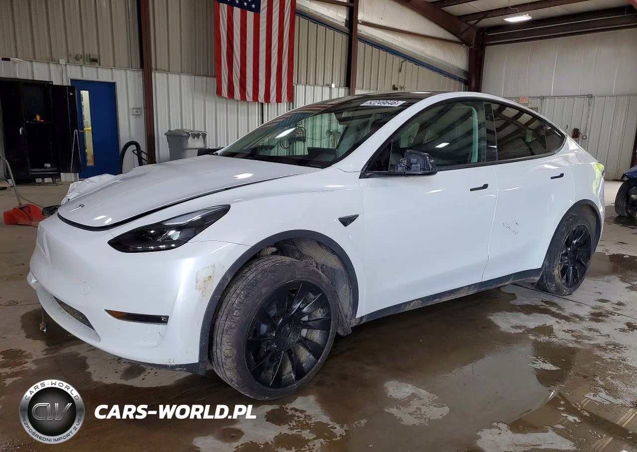 2023 Tesla Model Y – zdjęcie 1 z 13