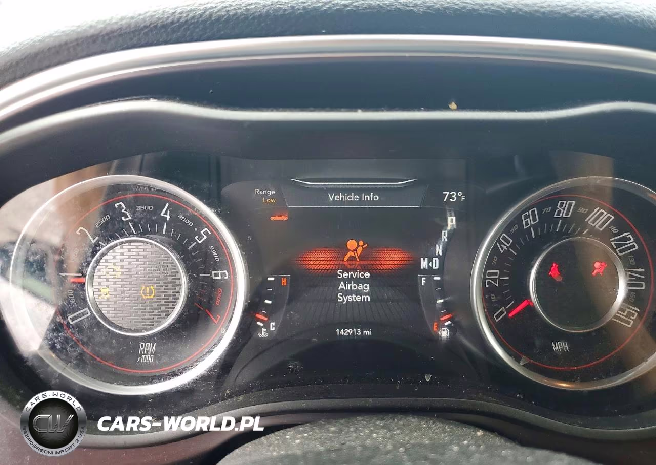 2015 Dodge Challenger Sxt VIN:2C3CDZAG7FH702231 - 9