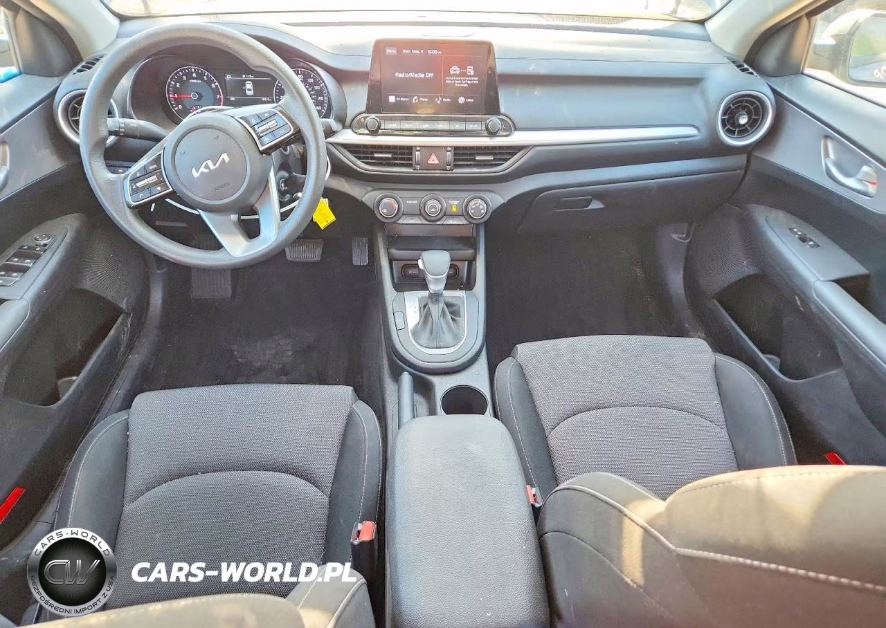 2023 Kia Forte Lxs VIN:3KPF24AD5PE512562 - 8
