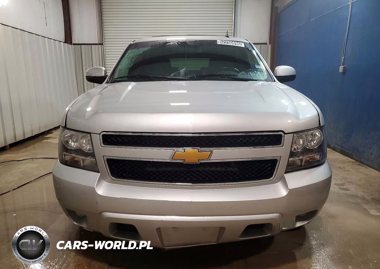 2011 Chevrolet Tahoe C1500 Ls VIN:1GNSCAE03BR205266 - 5