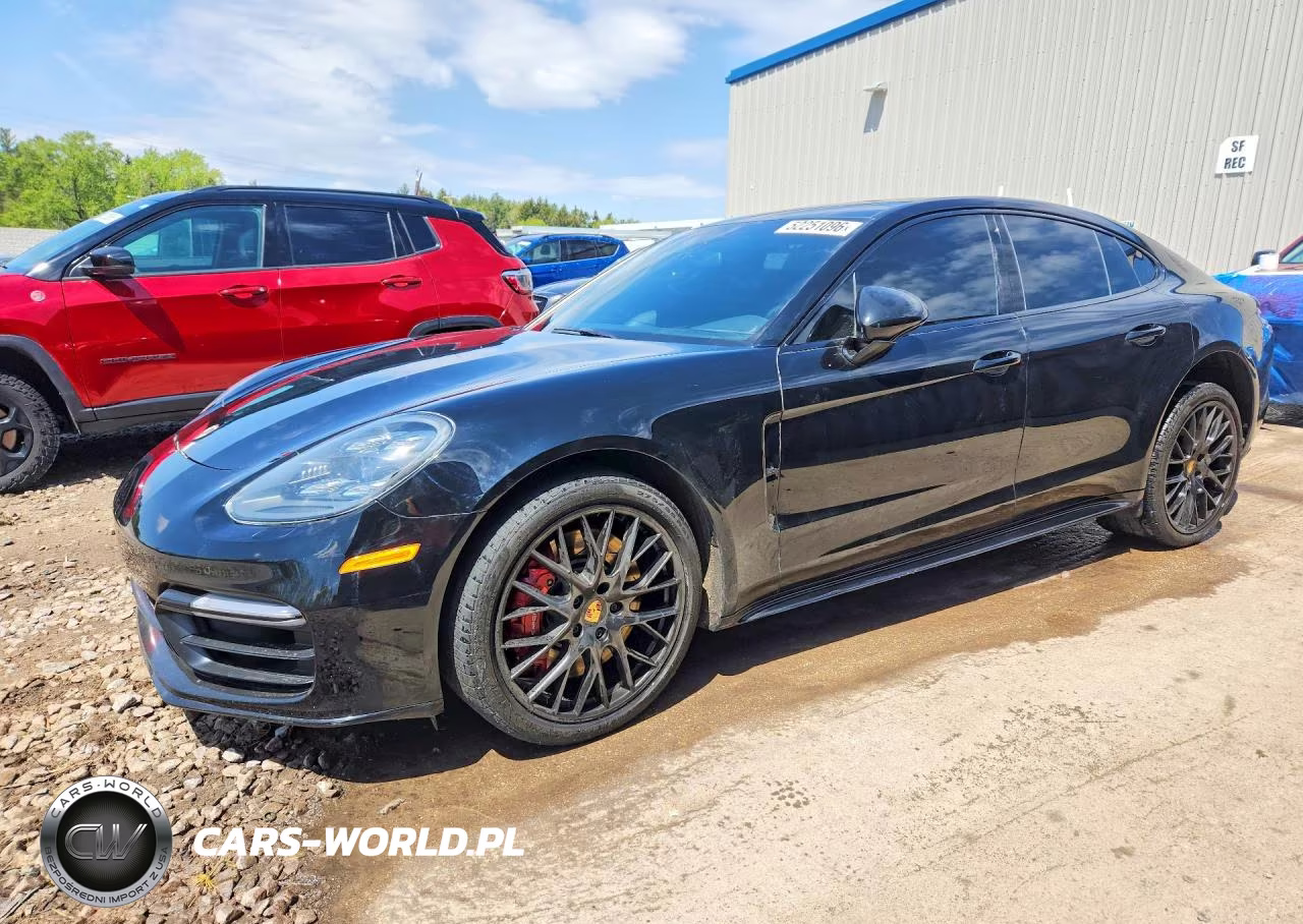 2018 Porsche Panamera Turbo