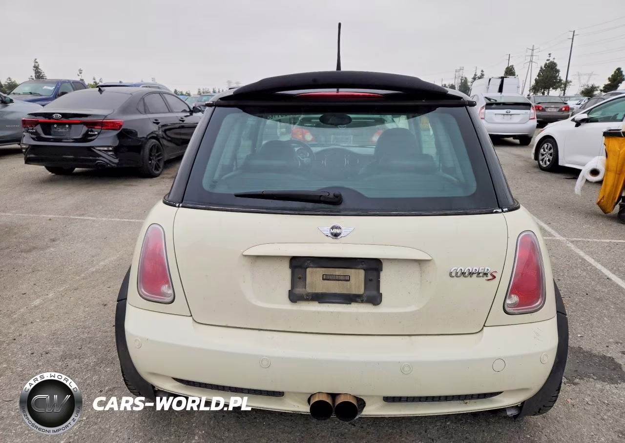 2005 Mini Cooper S VIN:WMWRE33455TD92763 - 6