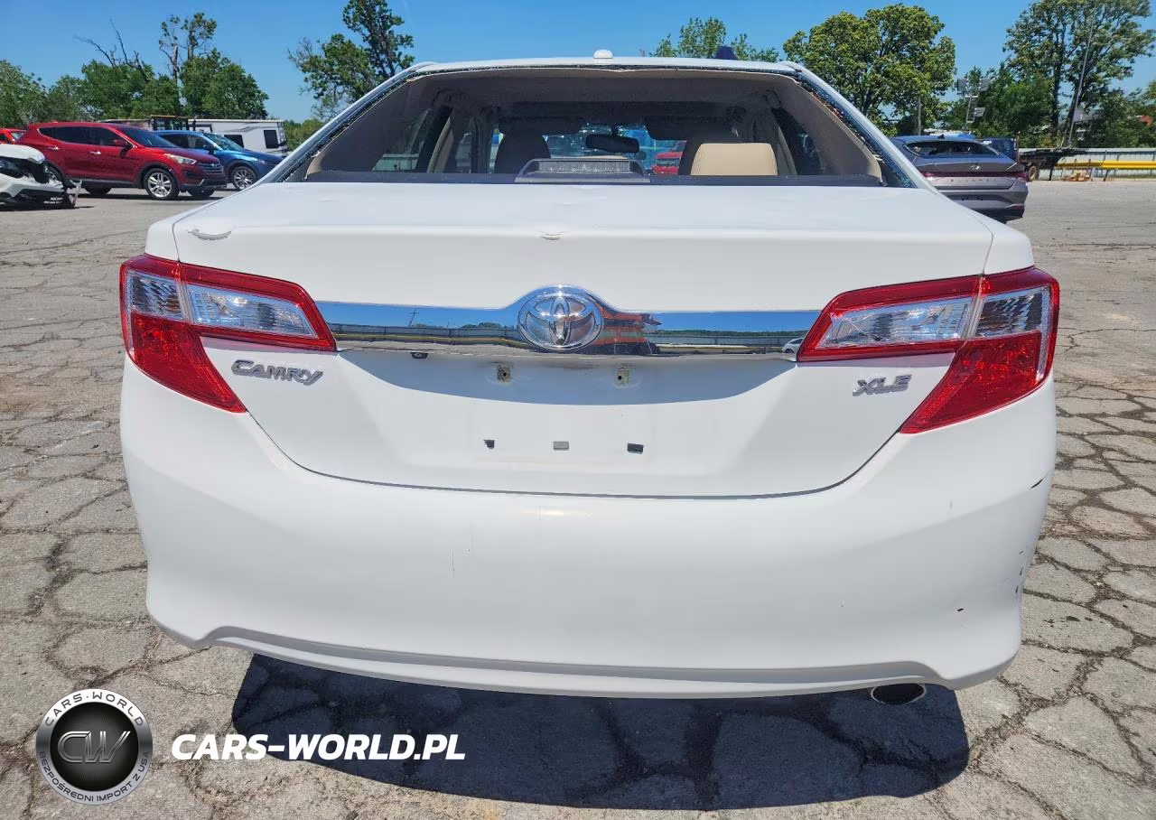 2012 Toyota Camry Xle VIN:4T1BF1FKXCU557934 - 6