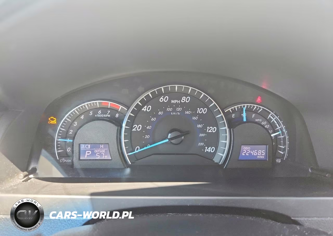 2012 Toyota Camry Xle VIN:4T1BF1FKXCU557934 - 9