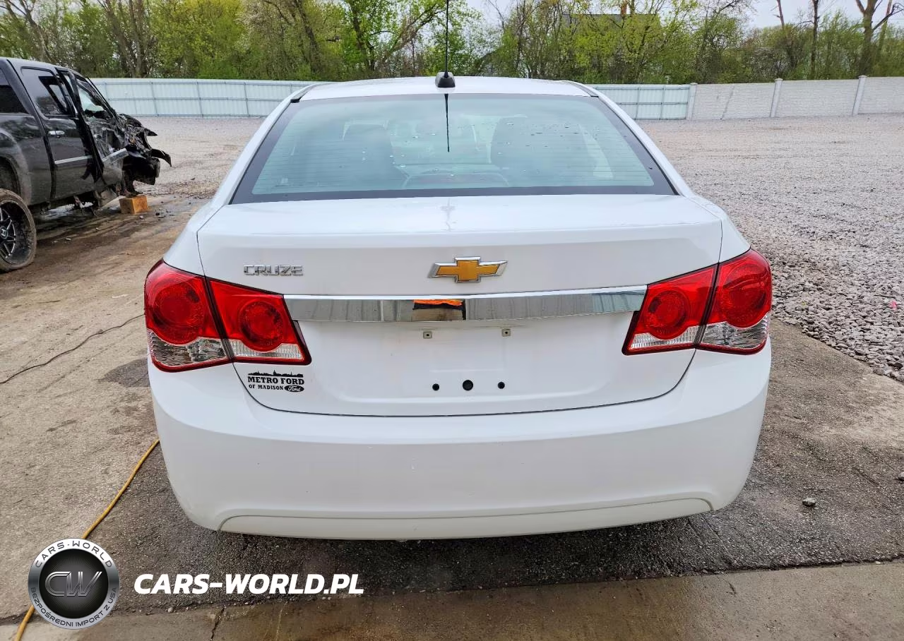 2016 Chevrolet Cruze Limited Ls VIN:1G1PC5SG3G7141300 - 6