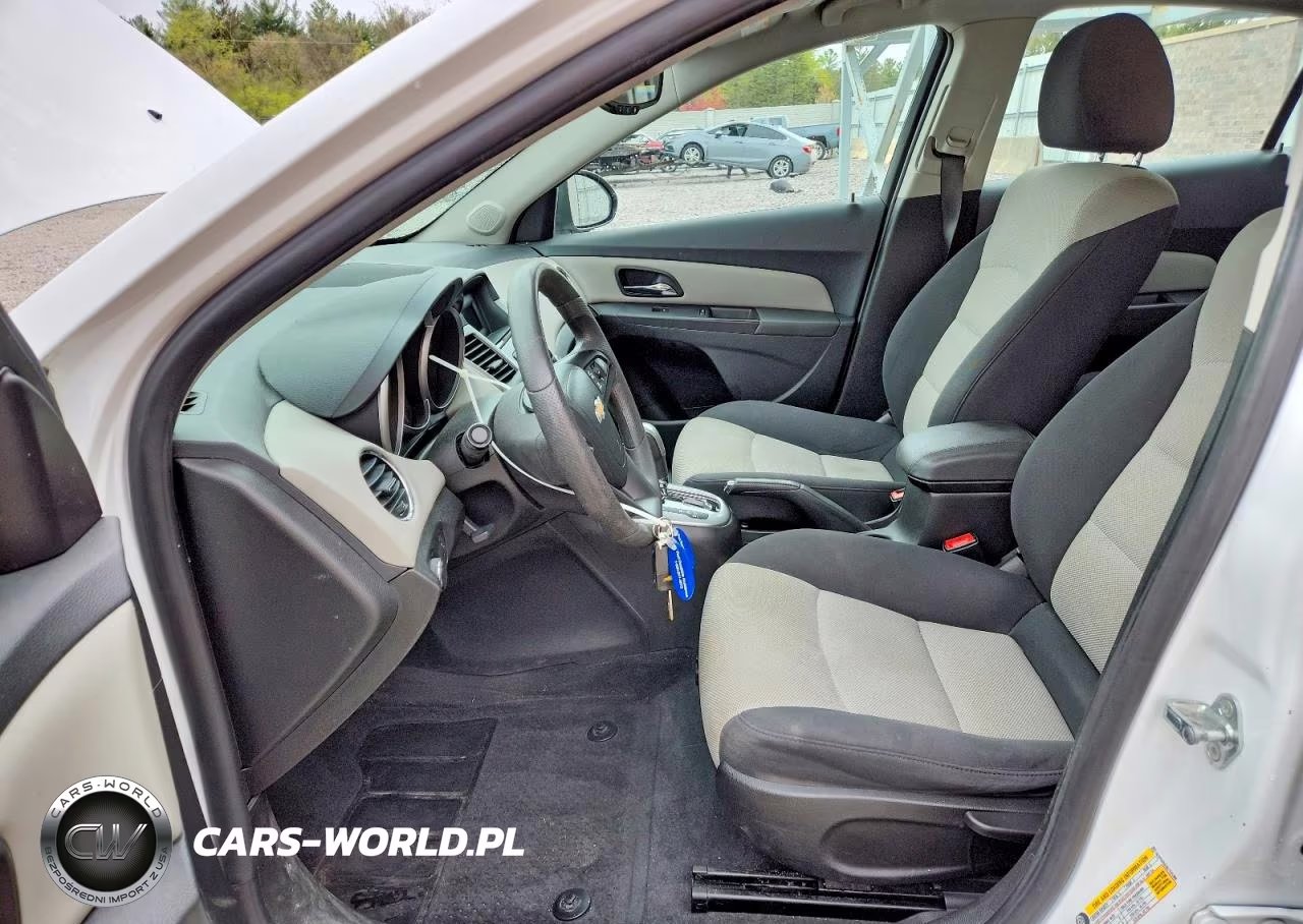 2016 Chevrolet Cruze Limited Ls VIN:1G1PC5SG3G7141300 - 7