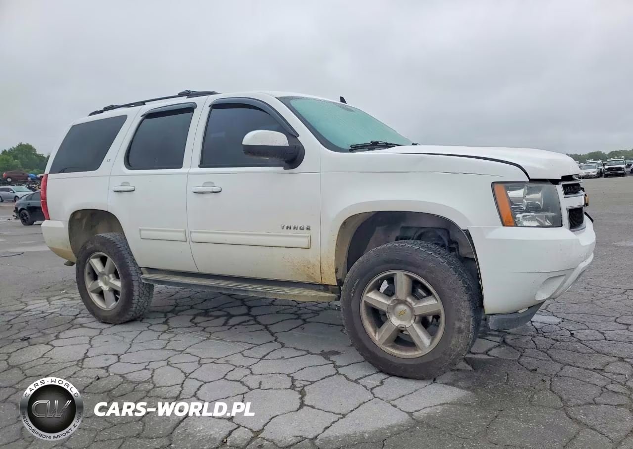 2013 Chevrolet Tahoe K1500 Lt VIN:1GNSKBE02DR203732 - 4