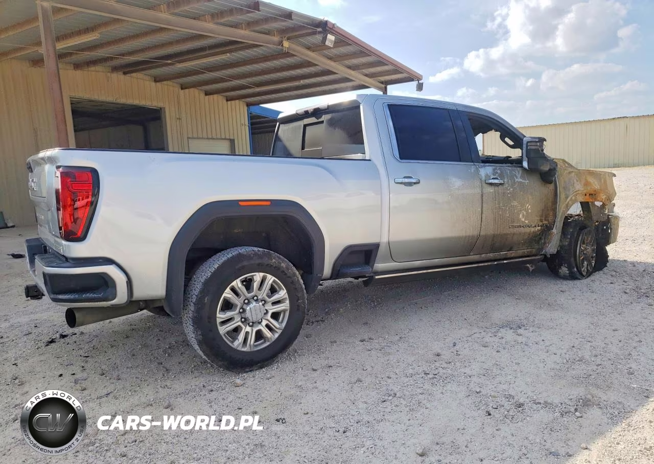 2023 GMC Sierra K2500 Denali VIN:1GT49REY4PF113483 - 3