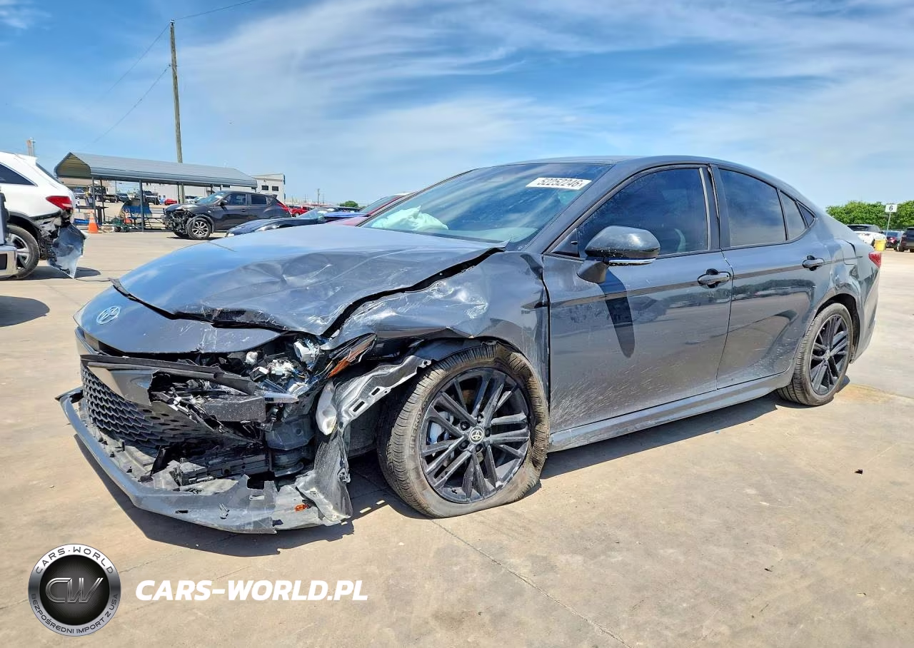2025 Toyota Camry Se – zdjęcie 1 z 13