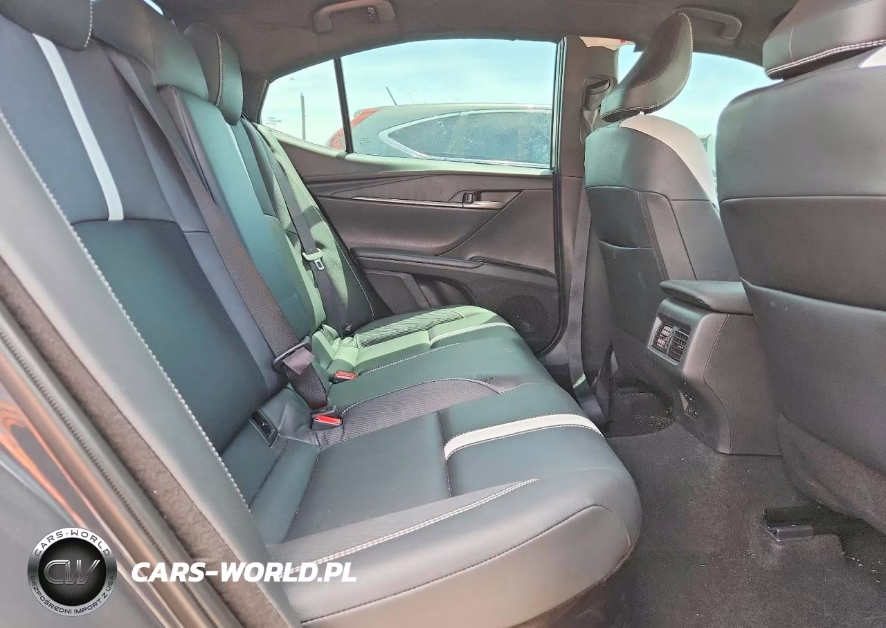 2025 Toyota Camry Se VIN:4T1DAACK6SU640271 - 10