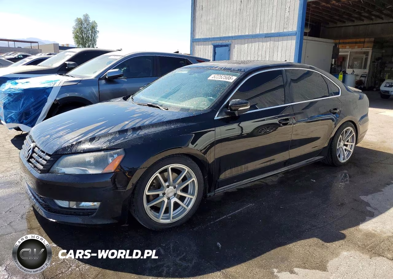 2015 Volkswagen Passat Sel – zdjęcie 1 z 12