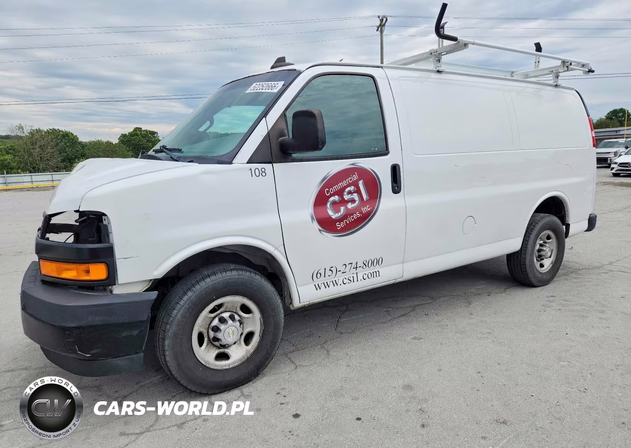 2020 Chev Express G2500