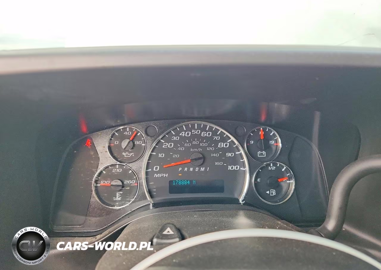 2020 Chev Express G2500 VIN:1GCWGAFP8L1254005 - 9