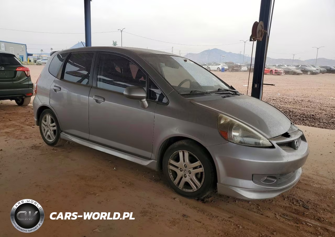 2007 Honda Fit S VIN:JHMGD38657S015880 - 4