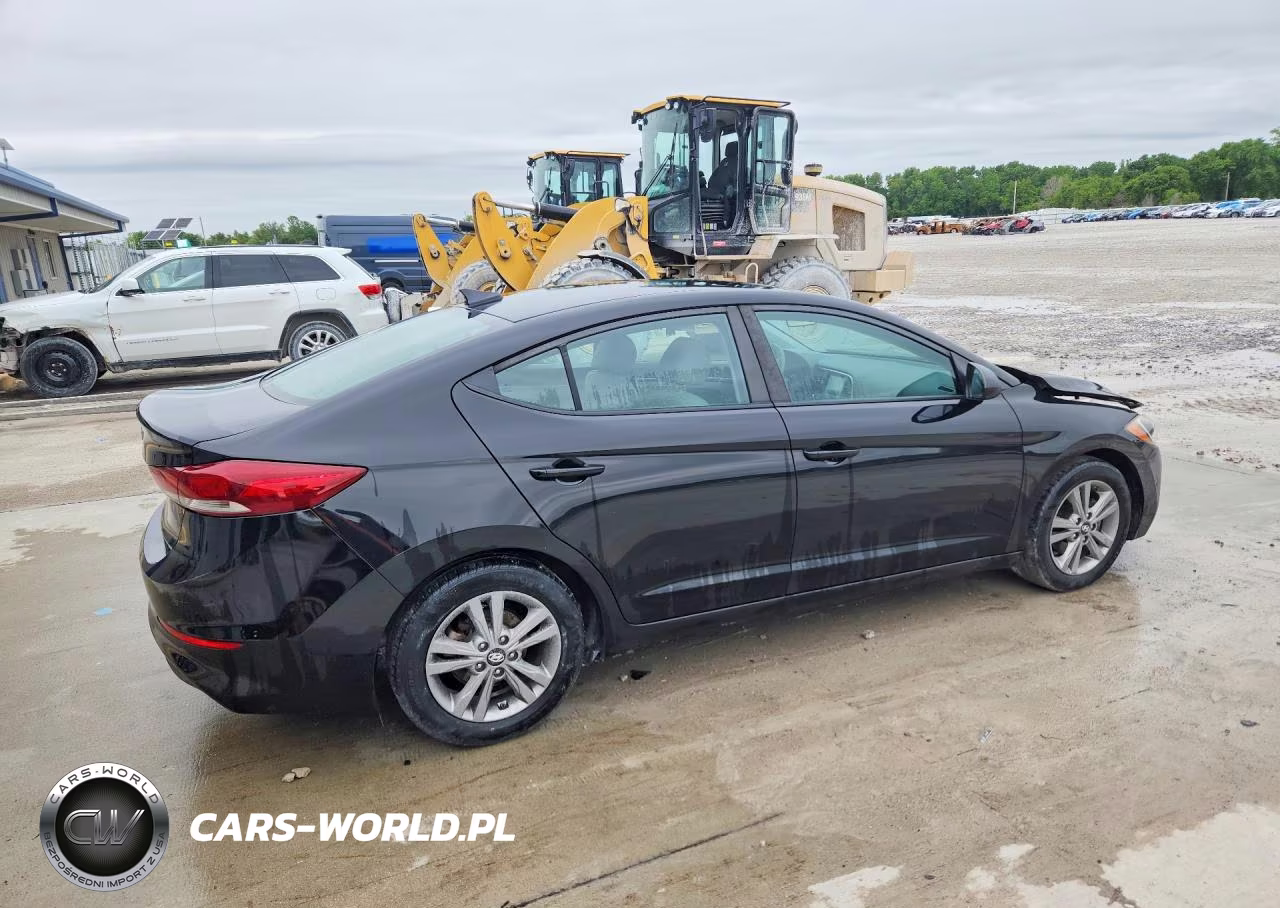 2018 Hyundai Elantra Sel VIN:KMHD84LF9JU455582 - 3