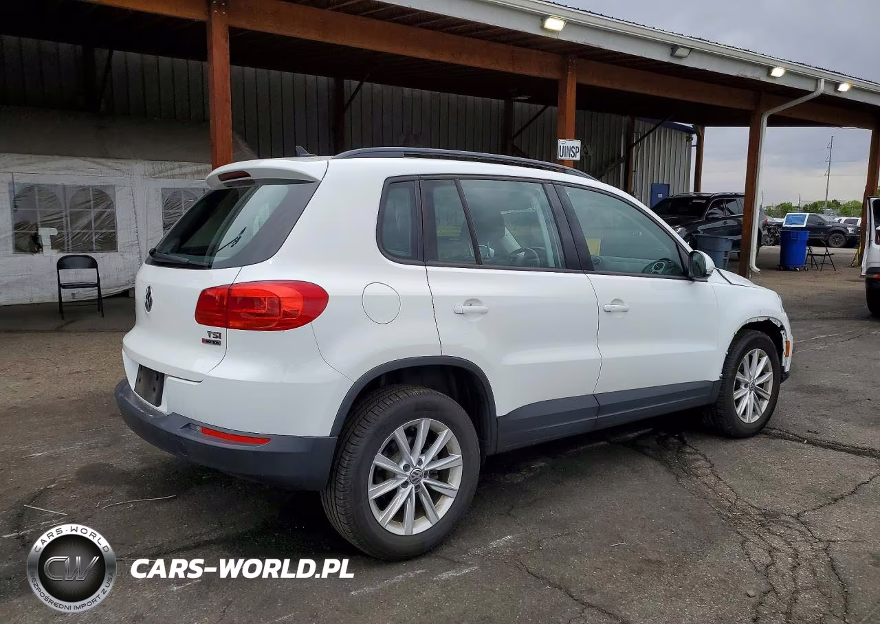 2017 Volkswagen Tiguan S VIN:WVGBV7AX7HK045513 - 3