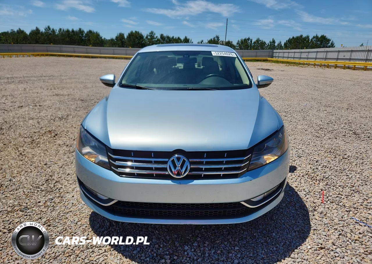 2012 Volkswagen Passat Se VIN:1VWBM7A3XCC084309 - 5