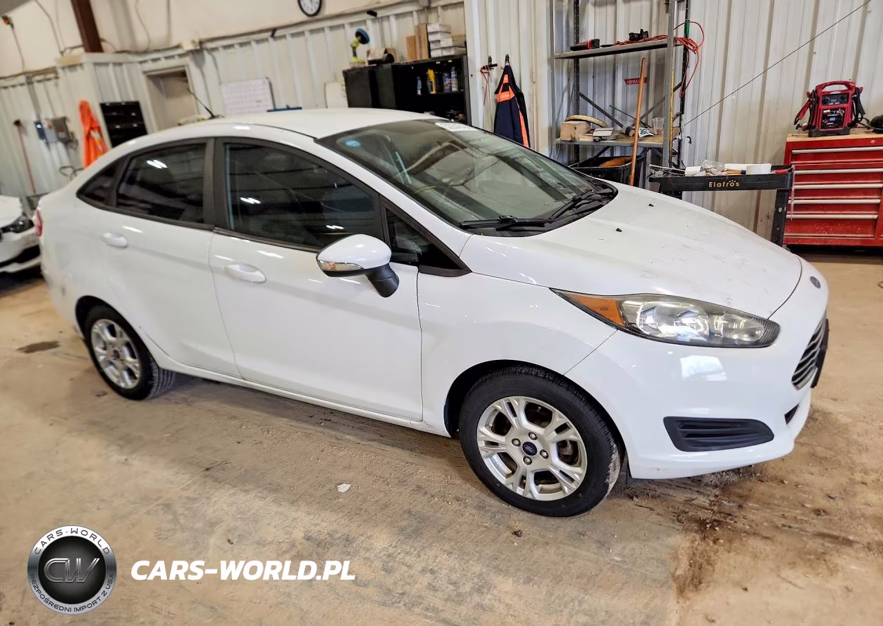 2015 Ford Fiesta Se VIN:3FADP4BJ4FM219422 - 4